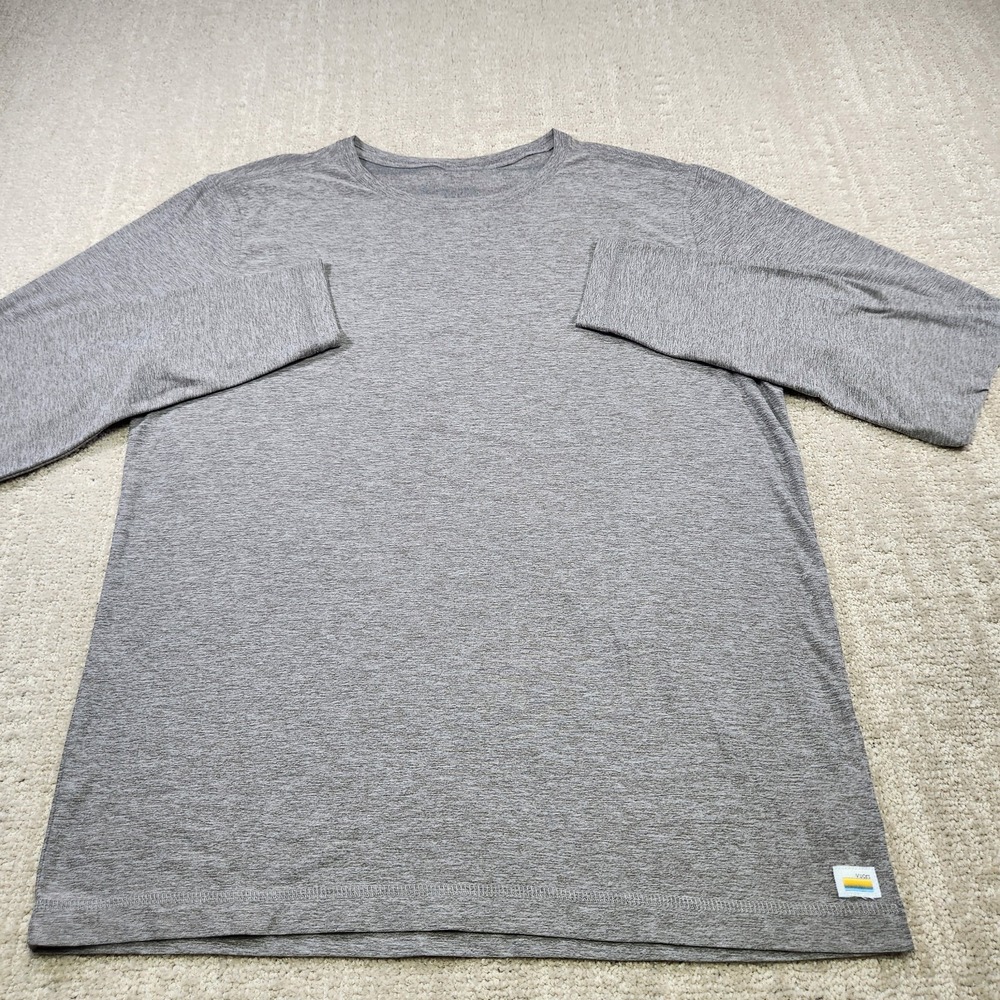 Vuori Strato Tech Tee Shirt Men Medium Long Sleeve Gray Performance UPF Stretch